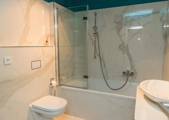 Апартаменты Apartmenthaus Am Dom Maisonette Sd Mit Parkplatz Цвиккау