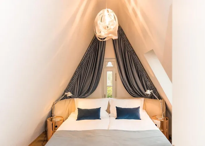 Апартаменты Apartmenthaus Am Dom Maisonette Sd Mit Parkplatz