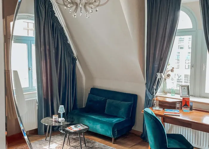 Apartmenthaus Am Dom Maisonette Sd Mit Parkplatz Апартаменты Цвиккау