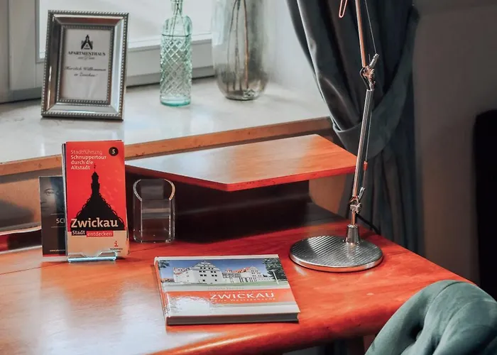 Апартаменты Apartmenthaus Am Dom Maisonette Sd Mit Parkplatz Цвиккау
