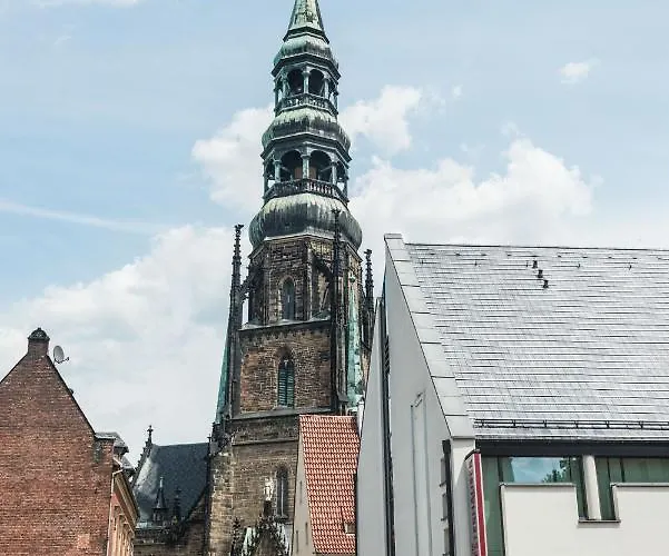 Apartmenthaus Am Dom Maisonette Sd Mit Parkplatz Апартаменты *